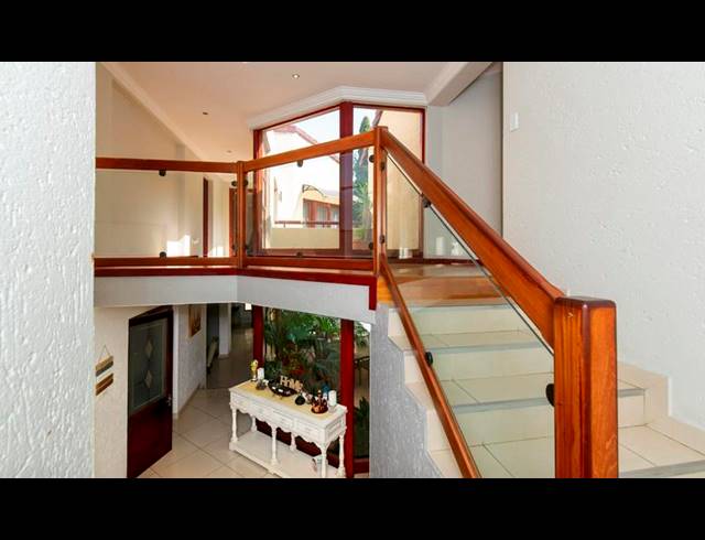 4 BEDROOM HOUSE FOR SALE IN BEDFORDVIEW